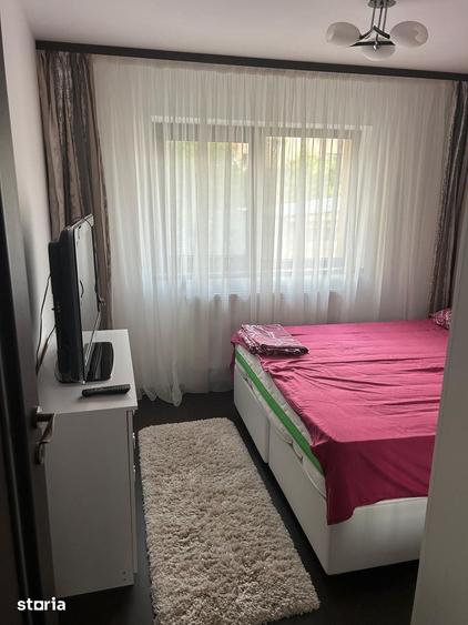 Apartament cu 3 camere în Micro 11