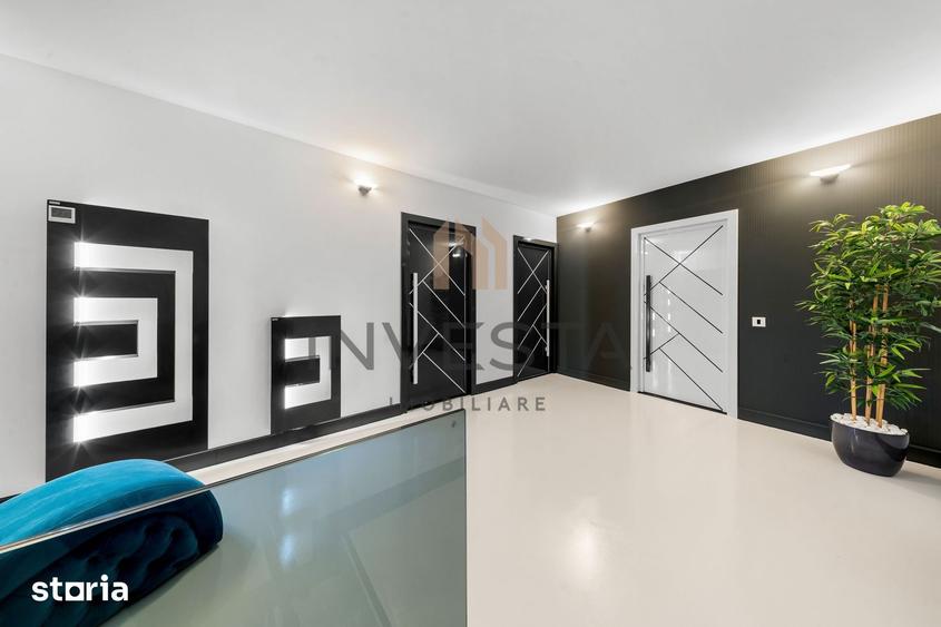 Casă cu 8 camere cu Teren 3713 Mp în Grigorescu