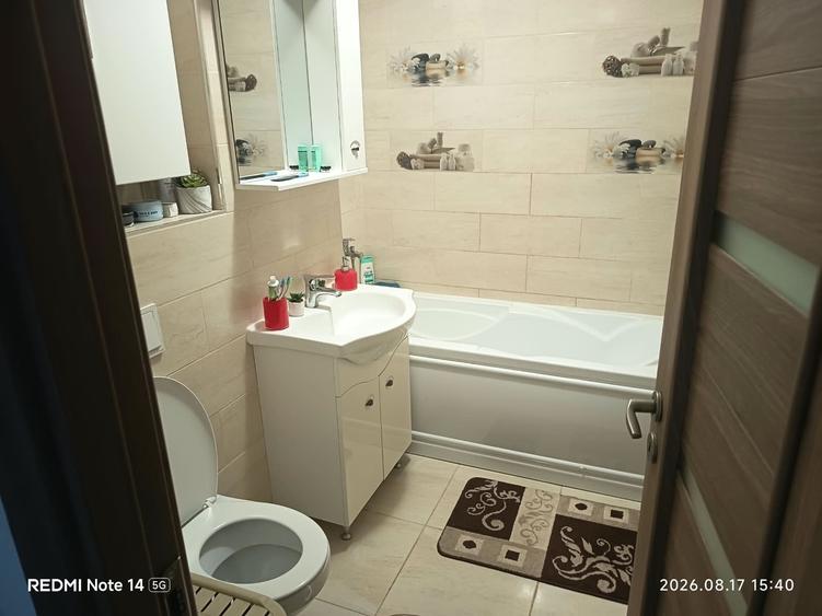 Apartament cu 2 camere decomandat în Triaj