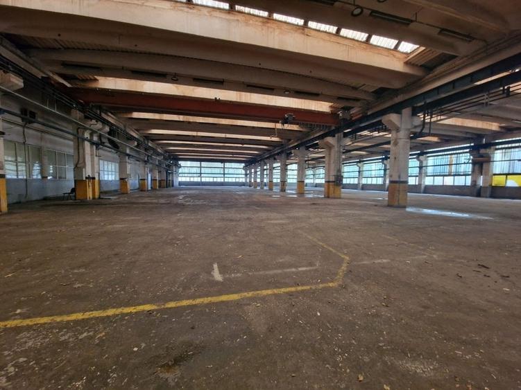 Spațiu industrial, de 1,000 mp, în Tătărași
