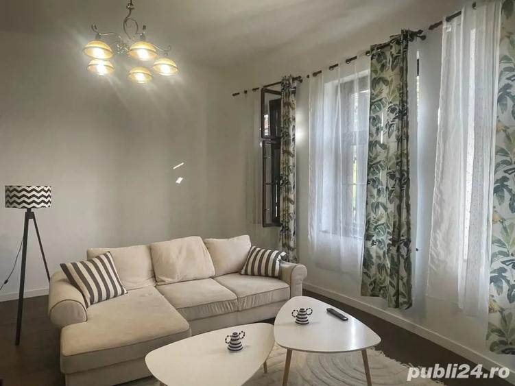 Casă cu 2 camere în Central