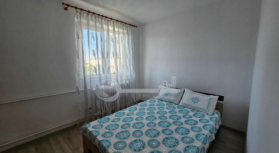 Apartament cu 2 camere decomandat în Podu Roș