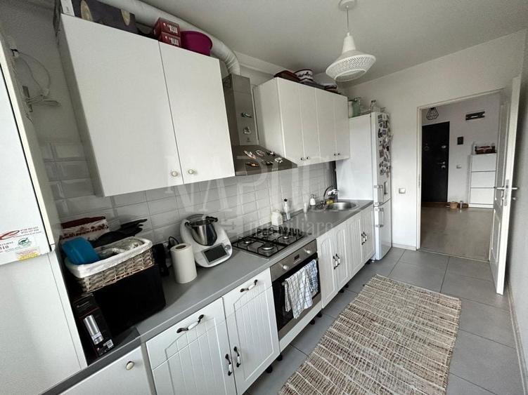 Apartament cu 2 camere decomandat în Dâmbul Rotund