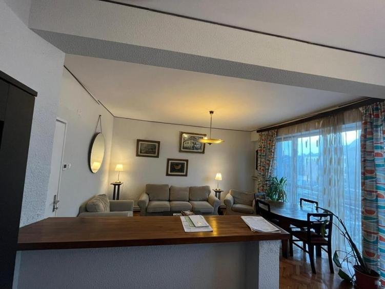 Apartament cu 2 camere în Universitate