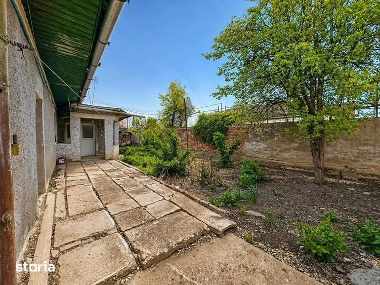 Casă cu 3 camere cu Teren 600 Mp în Central