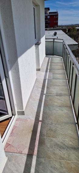 Apartament cu 2 camere semidecomandat în Micălaca
