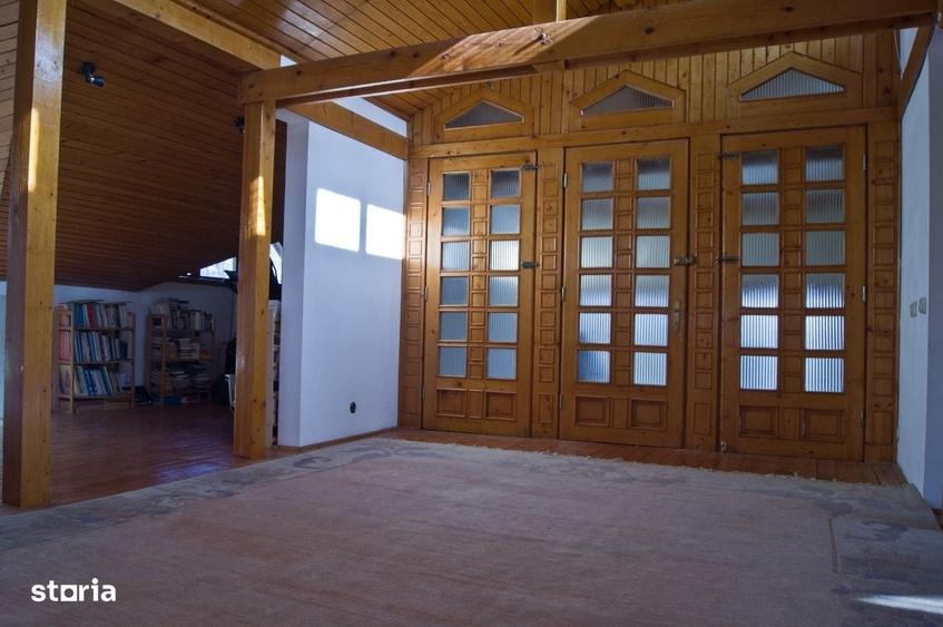 Casă cu 4 camere cu Teren 2651 Mp în Gruiu