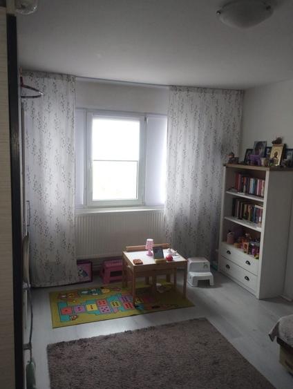 Apartament cu 2 camere semidecomandat în Km 4