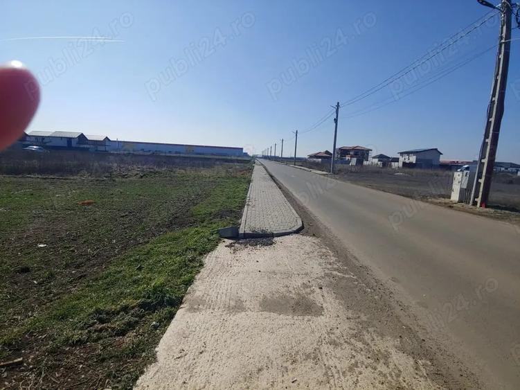 Teren de 567 mp, în Dragomirești-Deal