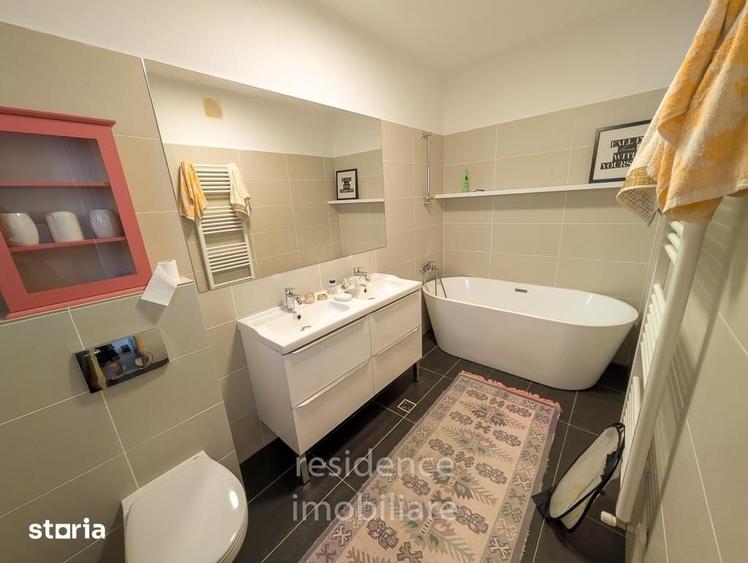 Casă cu 4 camere cu Teren 360 Mp în Borhanci