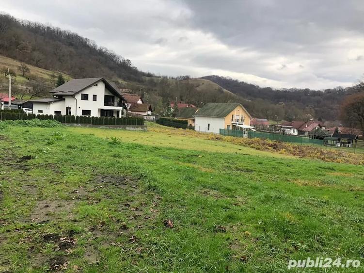 Teren de 1000 mp, în Central