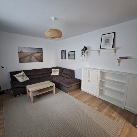 Apartament cu 2 camere decomandat în Polonă