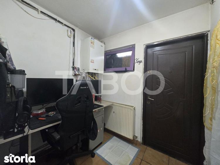 Garsonieră decomandată, mobilată în Orașul de Jos