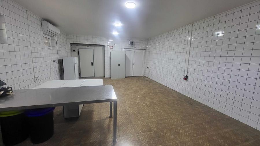 Casă cu 4 camere în Vâlcelele