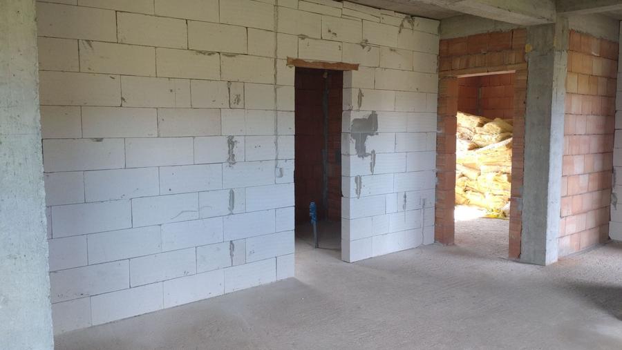 Casă individuală cu 3 camere cu Canalizare în Săliștea Nouă