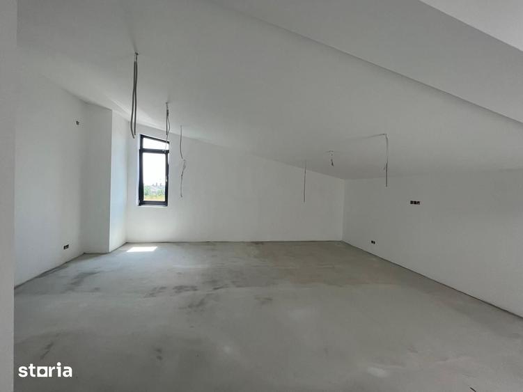 Casă cu 6 camere cu Teren 300 Mp în Tunari