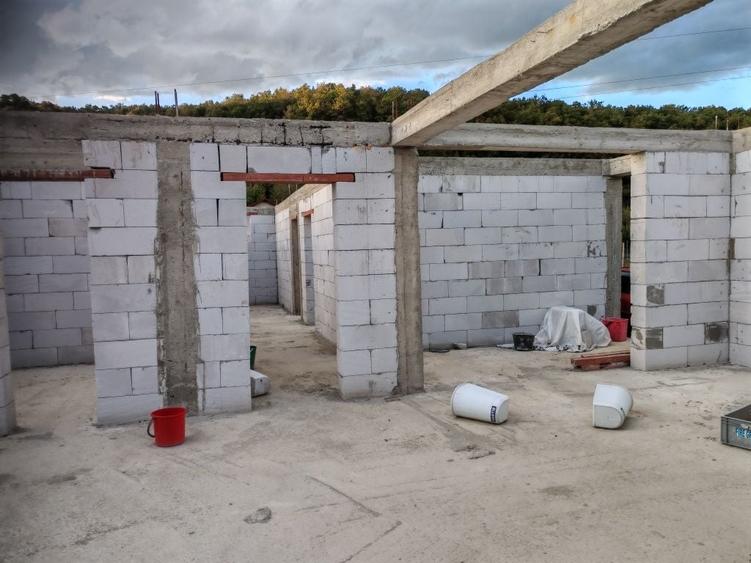 Teren cu casa in constructie - 5
