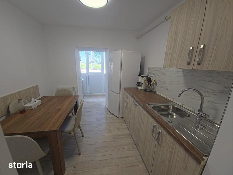Apartament cu 2 camere decomandat, mobilat în Delfinariu