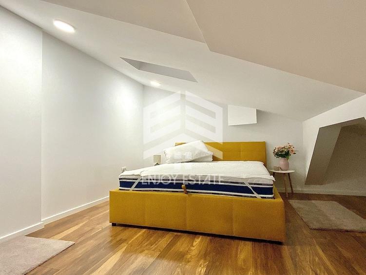 Apartament cu 3 camere decomandat, mobilat în Tractorul