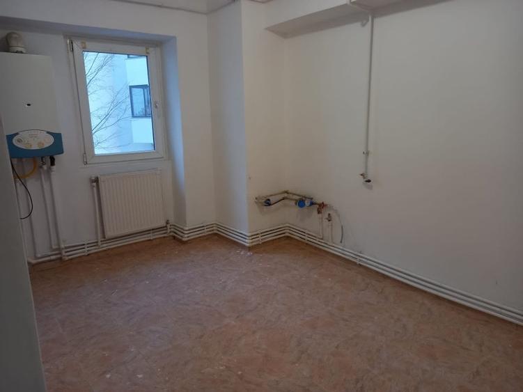 Apartament cu 2 camere decomandat în Cug