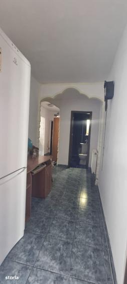 Apartament cu 4 camere, mobilat în Ultracentral