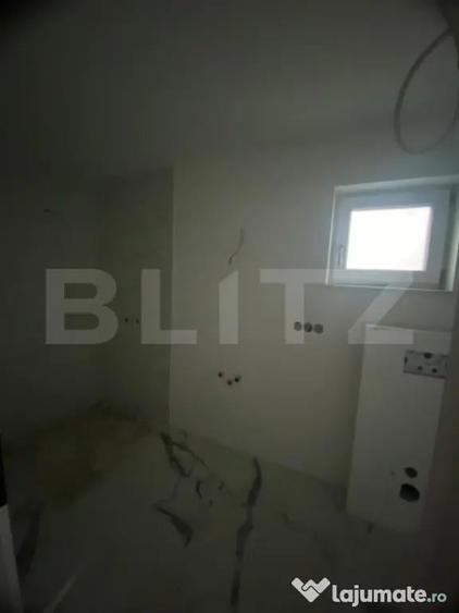 Casă cu 5 camere cu Teren 963 Mp în Bosanci
