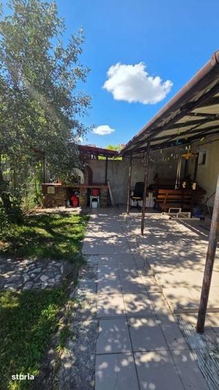Casă cu 3 camere cu Teren 570 Mp în Soarelui