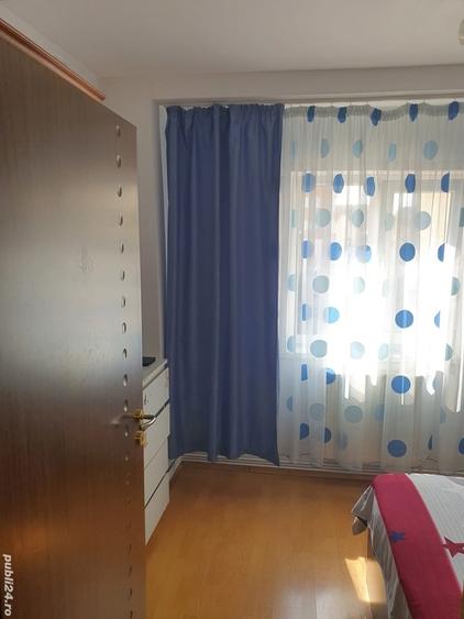 Apartament cu 5 camere decomandat în Găvana