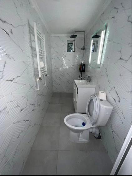 Apartament cu 2 camere decomandat în Vitan