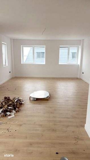 Apartament cu 4 camere în Militari