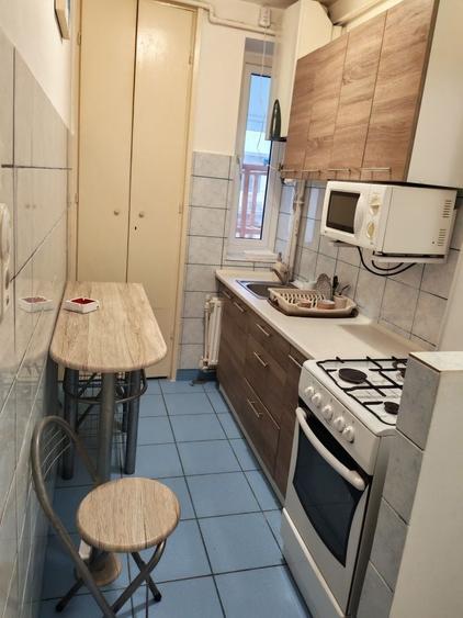 Apartament cu 2 camere decomandat în Cedonia