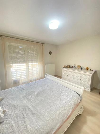 Casă cu Teren 300 Mp în Golești (Ștefănești)