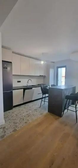 Apartament cu 1 camere decomandat, mobilat în 13 Septembrie