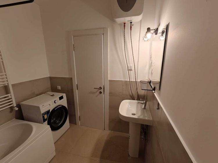 Apartament cu 2 camere decomandat în Exterior Vest