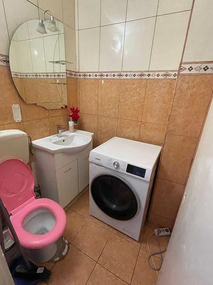 Apartament cu 3 camere decomandat în Uverturii