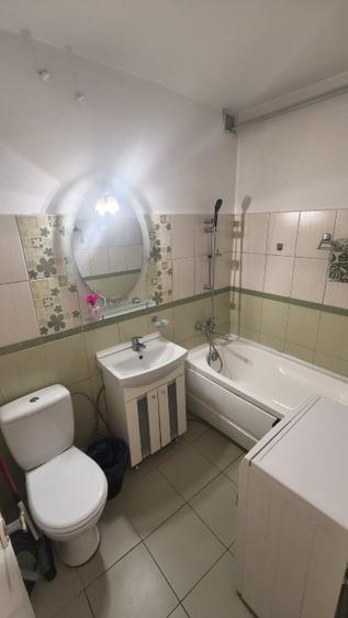 Garsonieră semidecomandată în Girocului