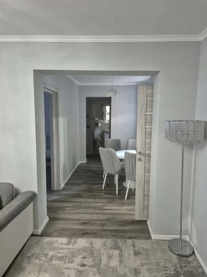 Apartament cu 3 camere decomandat în Rogerius