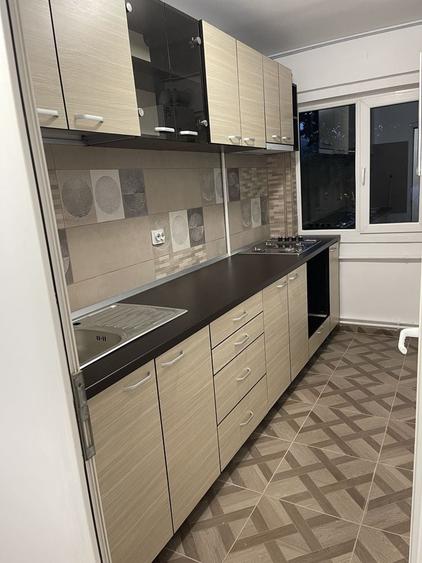 Apartament cu 2 camere semidecomandat în Ferentari