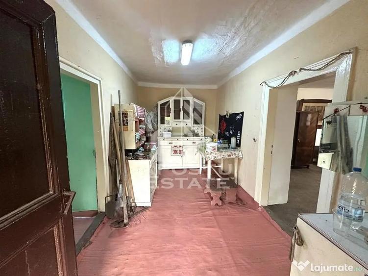 Casă cu 3 camere cu Teren 1339 Mp în Zimandu Nou