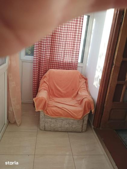 Apartament cu 3 camere decomandat în Patriei