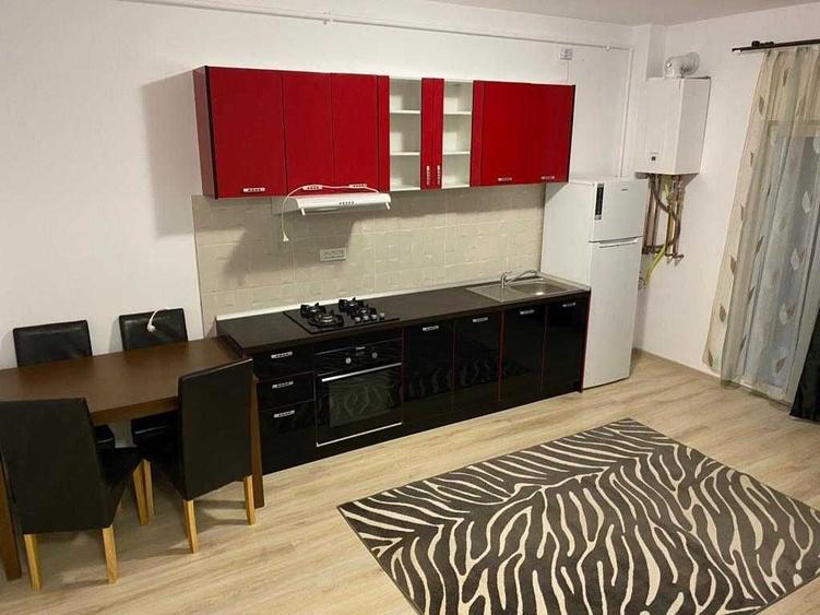Apartament cu 2 camere semidecomandat în Remetea Mare