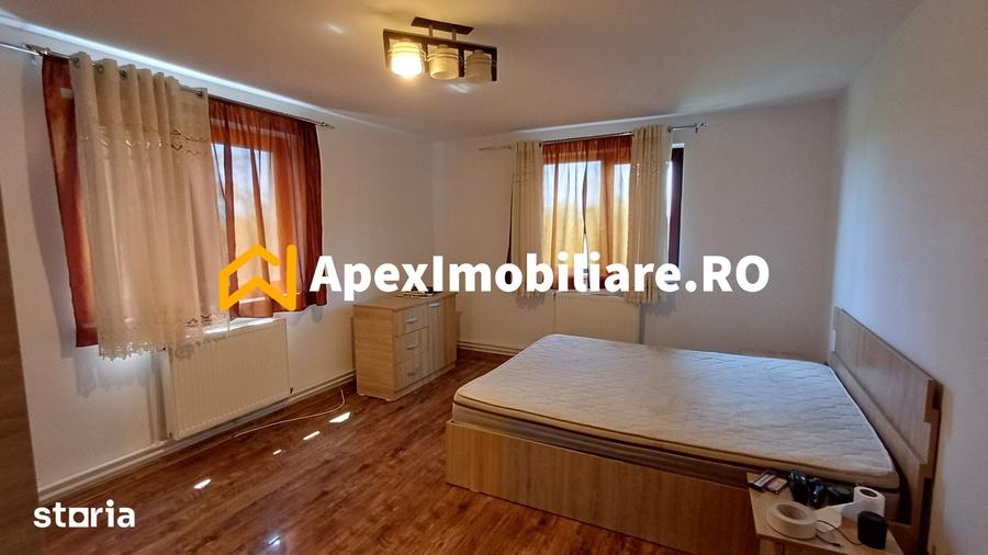 Casă cu 4 camere cu Teren 883 Mp în Varlaam