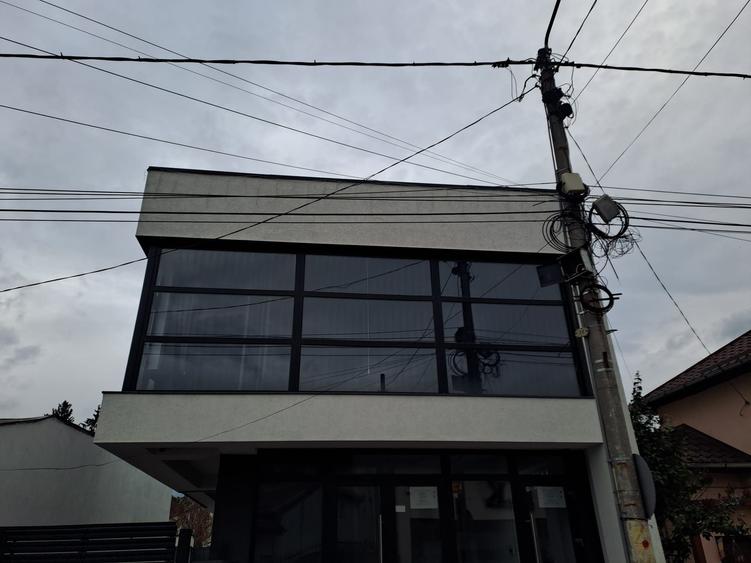 Spațiu comercial, de 20 mp, în Central