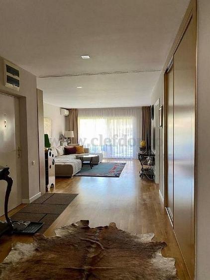 Apartament cu 3 camere decomandat, mobilat în Pipera
