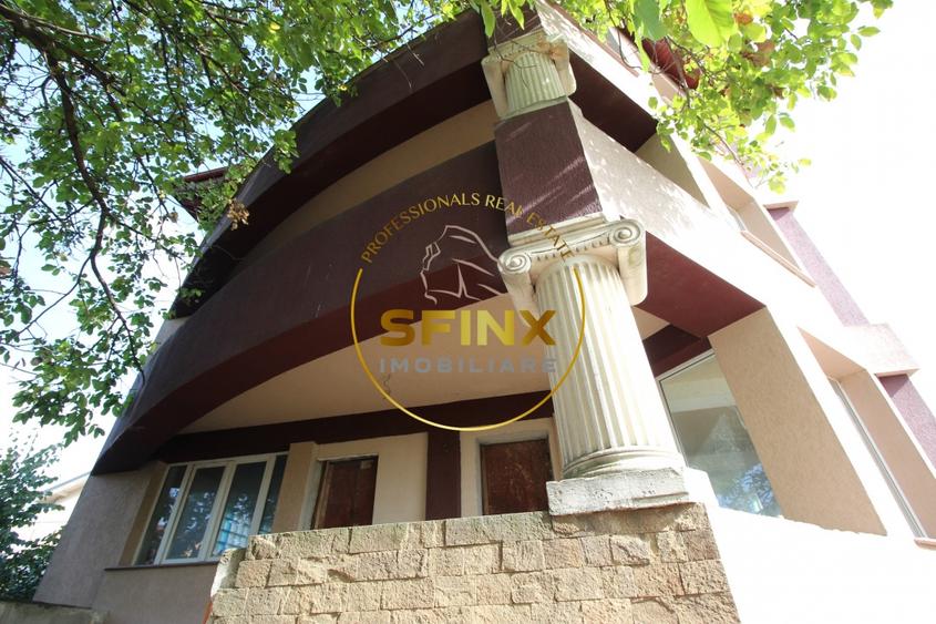 Casă individuală cu 9 camere cu Canalizare în Jilava