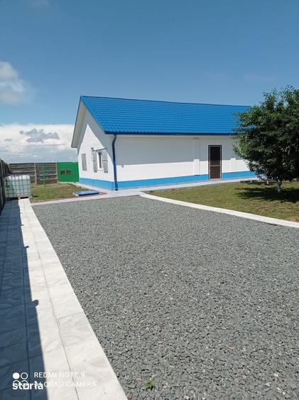 Casă cu 5 camere cu Teren 750 Mp în Corbu