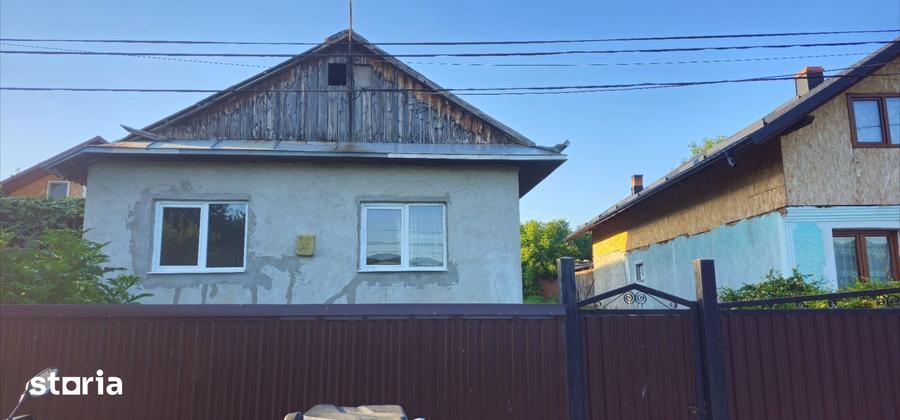 Casă cu 4 camere cu Teren 2600 Mp în Udești
