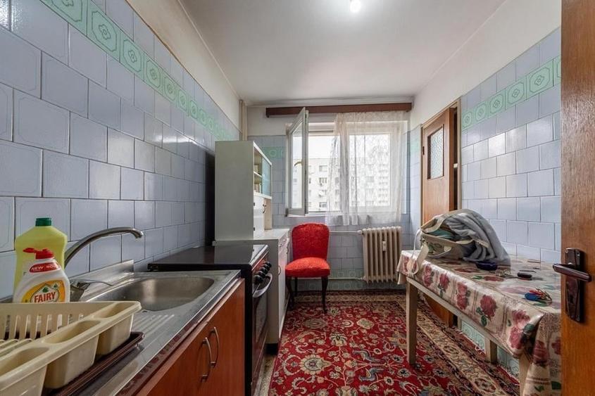 Apartament cu 3 camere în Colentina