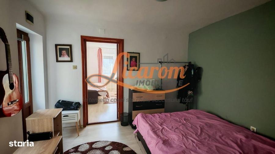Corp de casa 4 camere zona Nicopole,curte comuna cu 1 familie. - 8