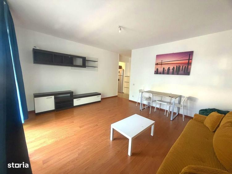 Apartament cu 3 camere în Sisești